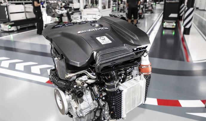 Mercedes met en place un nouveau quatre cylindres AMG