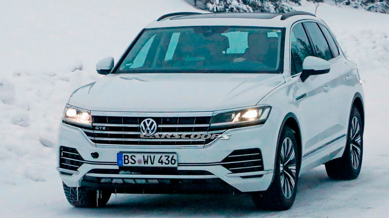 Le nouveau Volkswagen Touareg hybride rechargeable surpris en plein test