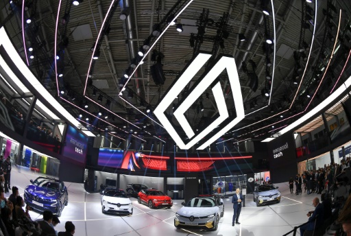 La marque RENAULT poursuit la croissance sur les segments créateurs de valeur et relève le challenge de l’électrification