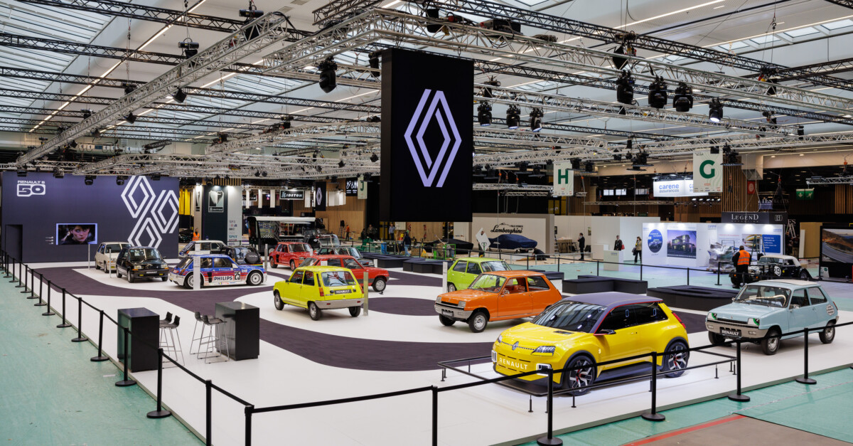 RENAULT CÉLÈBRE LE 50E ANNIVERSAIRE DE RENAULT 5 AU SALON  RÉTROMOBILE
