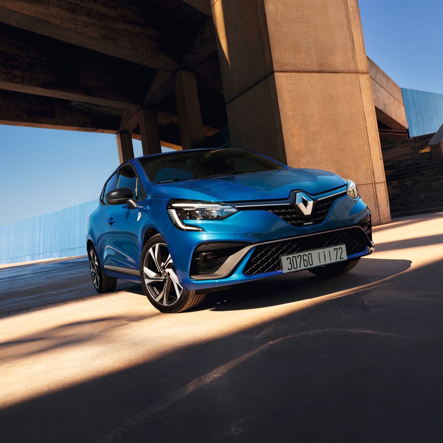 LA MARQUE RENAULT CONSOLIDE SA POSITION EN AMELIORANT SA PART DE MARCHE A 15,6% A FIN SEPTEMBRE ET 21,4% SUR LE MOIS ISOLE