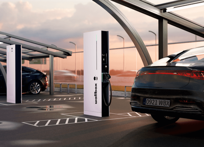 شركة Vital Auto Parts  تعلن عن شراكة مع Wallbox Charges من أجل تسويق محطات الشحن بالمغرب