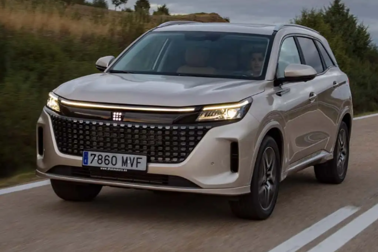 DFSK تطلق سيارتها SUV الهجينة ذات 7 مقاعد في المغرب