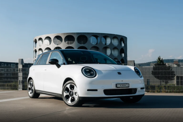 M-Automotiv lance  la JAC E30X au Maroc : une citadine électrique