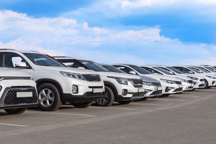Marché automobile : bouffée d’oxygène en Novembre