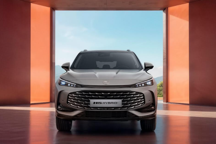 MG MOTOR تطلق سيارتها الرياضية متعددة الاستخدامات HS Hybrid في المغرب