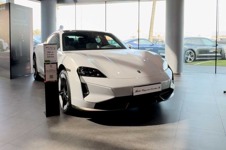 Porsche Maroc lance la Taycan actualisée et célébration des 50 ans de l'appellation Turbo
