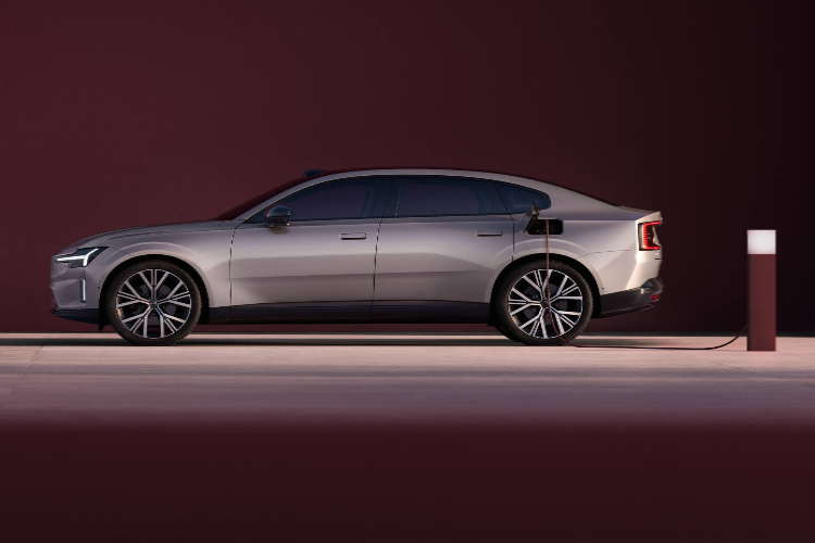 Volvo lance la berline Électrique ES90 bientôt disponible au Maroc